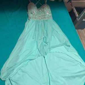 Aquamarine B. Smart prom dress